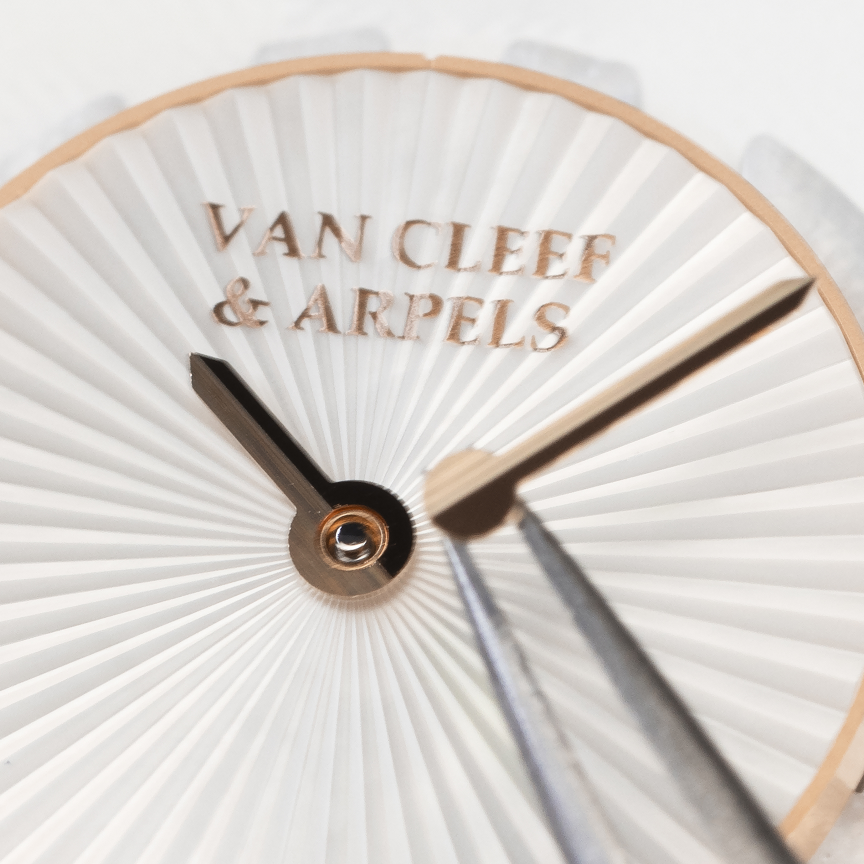 Assembling hands, Van Cleef & Arpels.